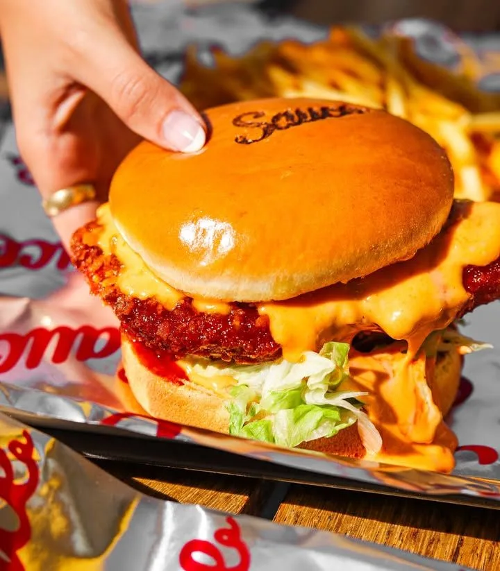 Sauce burger with melted cheese